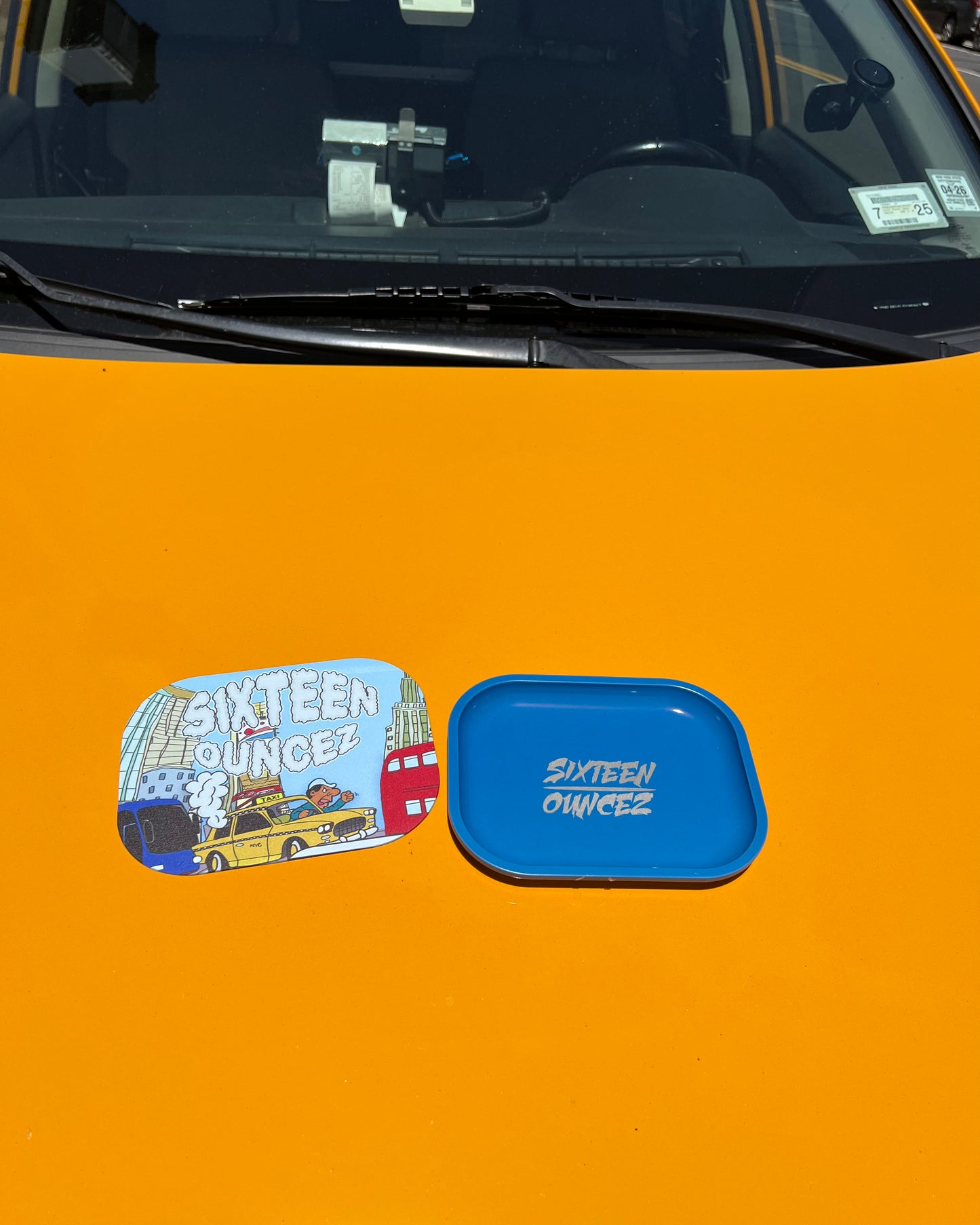 Sixteen Ouncez - "NYC TAXI SMOKE" Rolling Tray