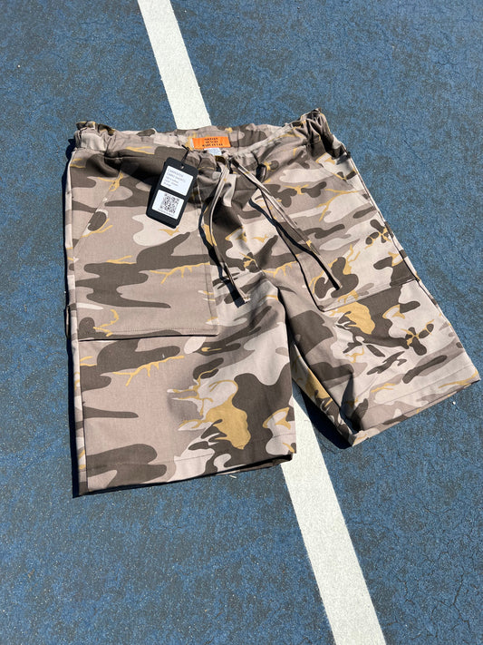 Sixteen Ouncez - Carpenter Camo Short Pants